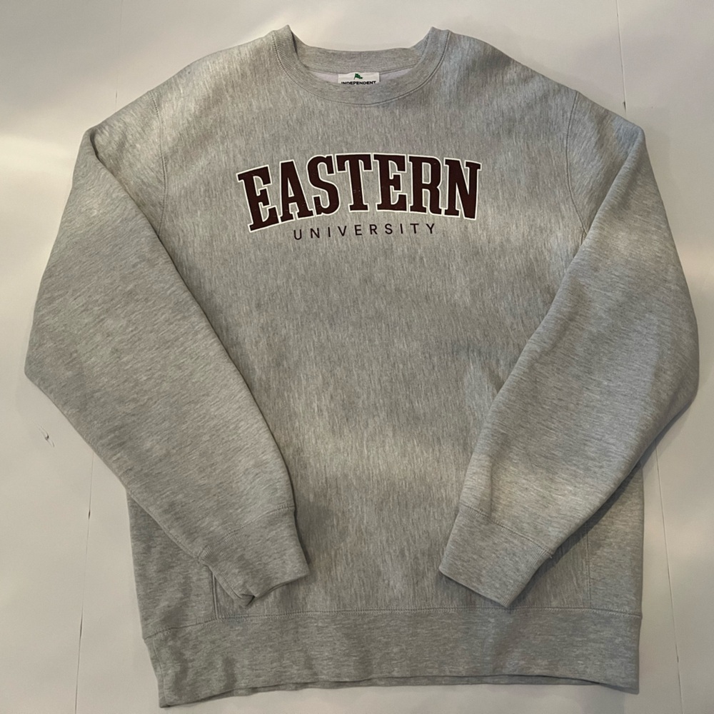 Eastern University, Red and gray crewneck, Independent trading company LARGE